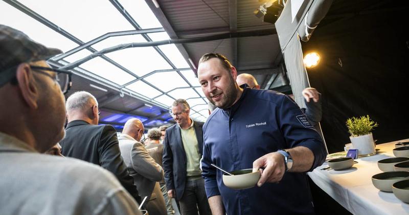 Mehrwertsteuer wird 2026 gesenkt: Gastro-Steuerrabatt ist Klientelpolitik