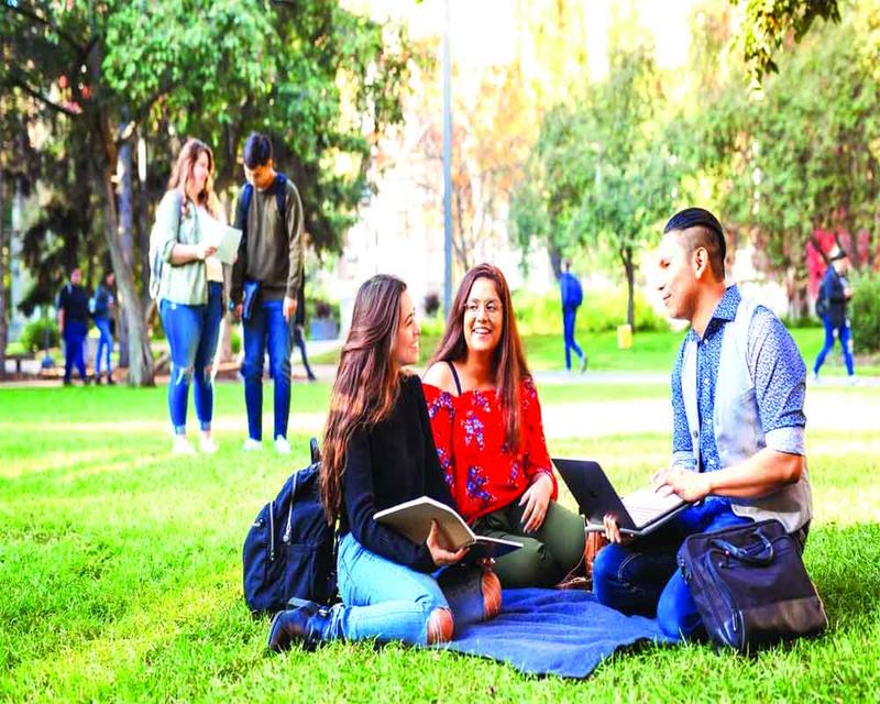 India battles brain drain as students flock overseas for education