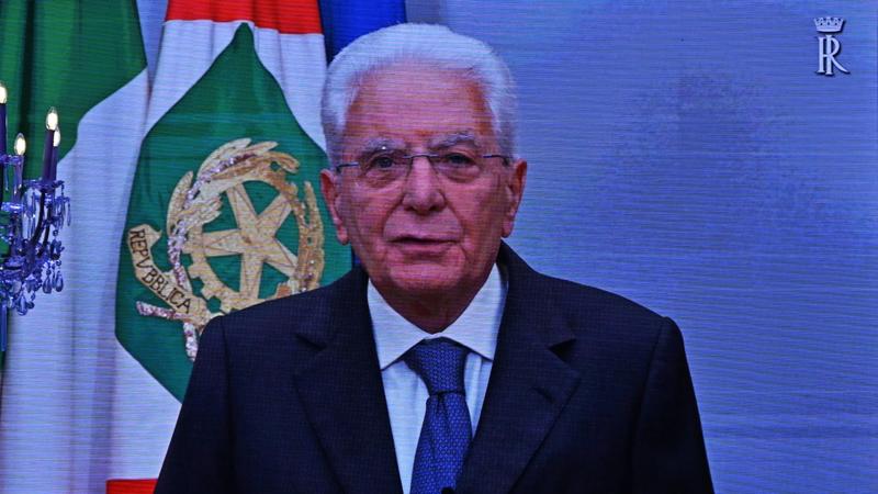 Le reticenze del Parlamento e l'allarme del Quirinale