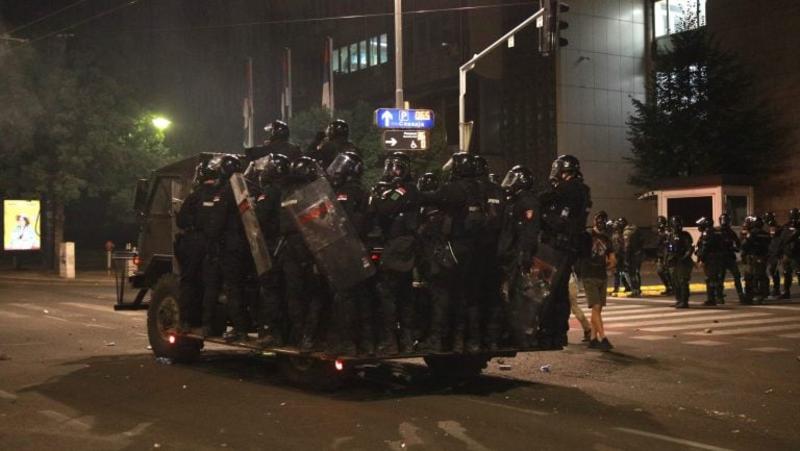 Krvava bajka o policiji