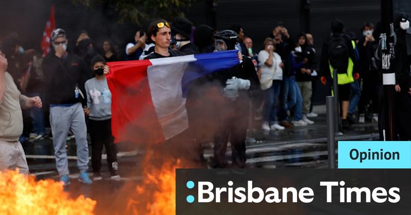 Block Everything: France faces a financial crisis as it descends into chaos