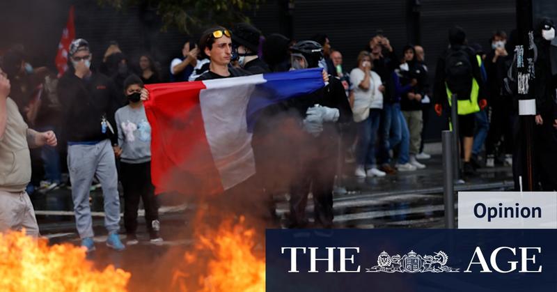 Block Everything: France faces a financial crisis as it descends into chaos