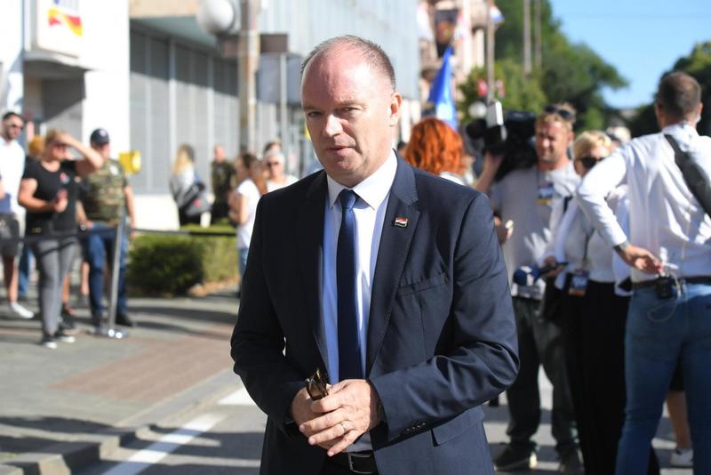 Ivica Ivanišević: Mislite da Zgembe nema? Ima, ali jedan je Zgembo Adislić, da su dvojica, Hrvati bi izumrli od smijeha