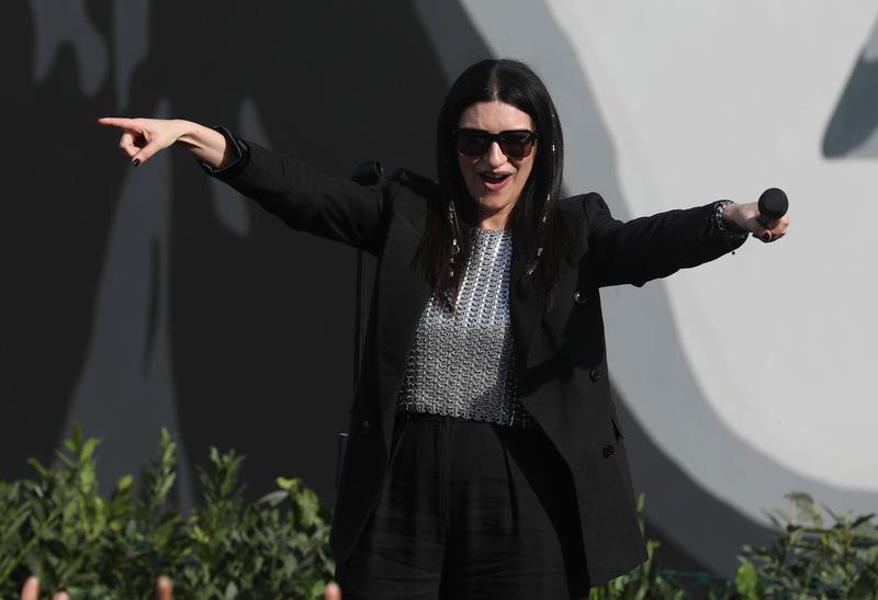 Laura Pausini, il tour mondiale fa tappa a Bologna: la data del concerto 2026