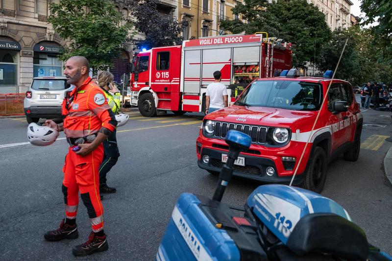 Allarme bomba in via Pergolesi: intervengono gli artificieri /