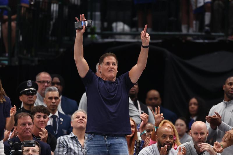 This Is What Mark Cuban Is Telling His College-Aged Kids About Job Searching in the AI Era: 'We Will Adjust'