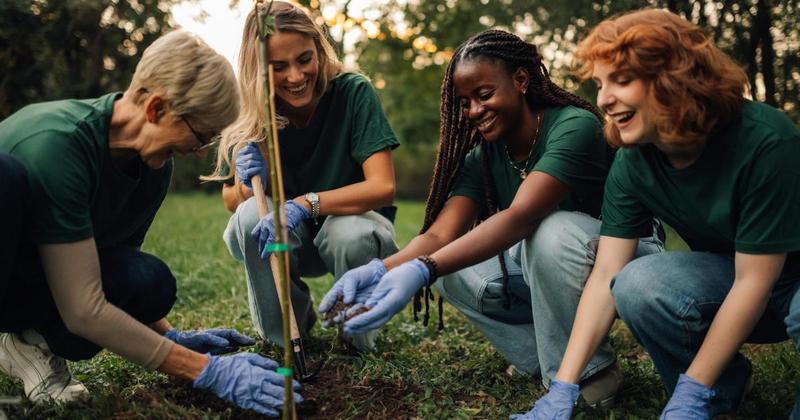 Entries open for Community Champion at Clean & Green Awards 2026