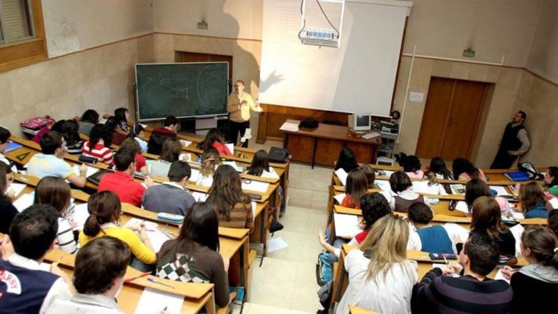 El Estado neoliberal contra las universidades estatales chilenas: el oficio E123145