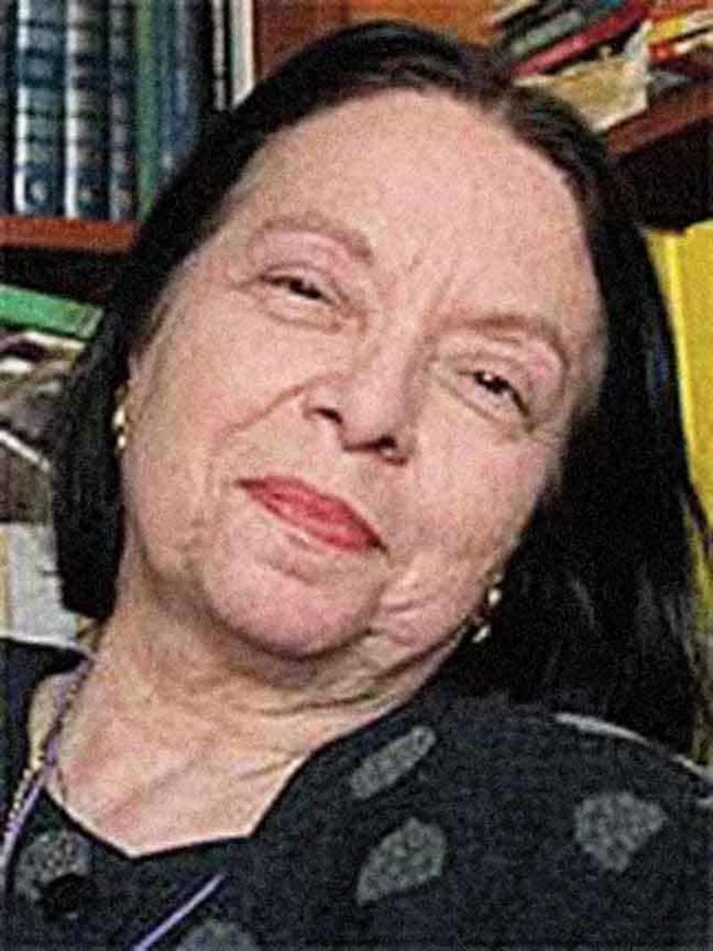 Nélida Piñón sin color de ojos