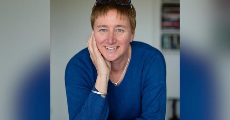 Meet the woman supporting those through menopause with her... singing!