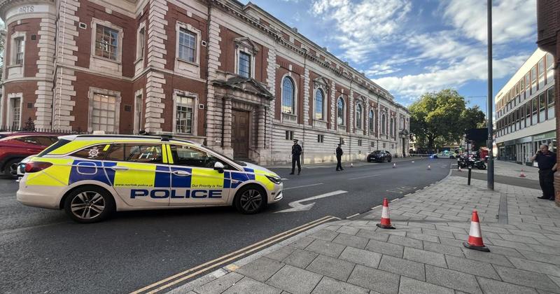 Device at centre of city street lockdown 'not explosive' say police