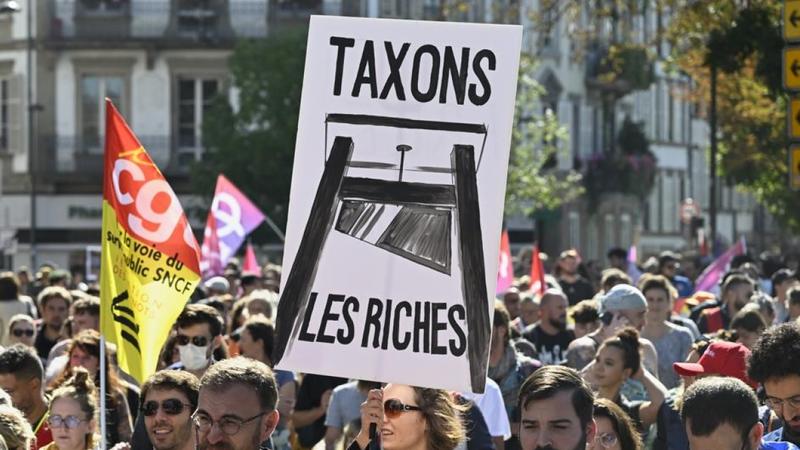 Francia, «Blocchiamo tutto», sblocchiamo chi?