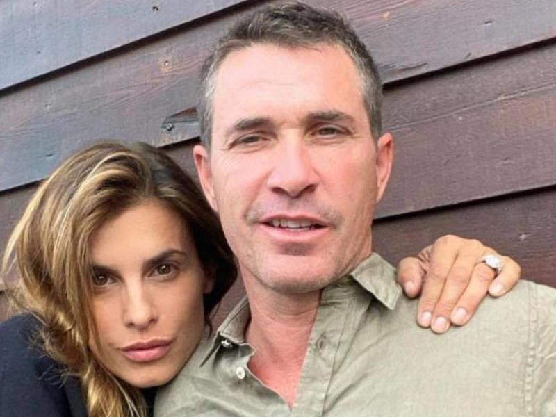 Il party di Halloween, le nozze lampo, le voci di crisi: la storia d'amore tra Elisabetta Canalis e Brian Perri