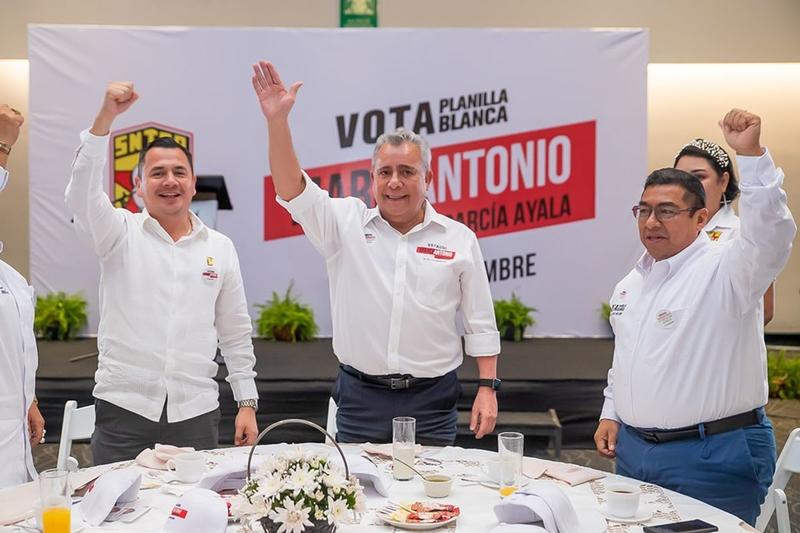 Caravana con sombrero ajeno