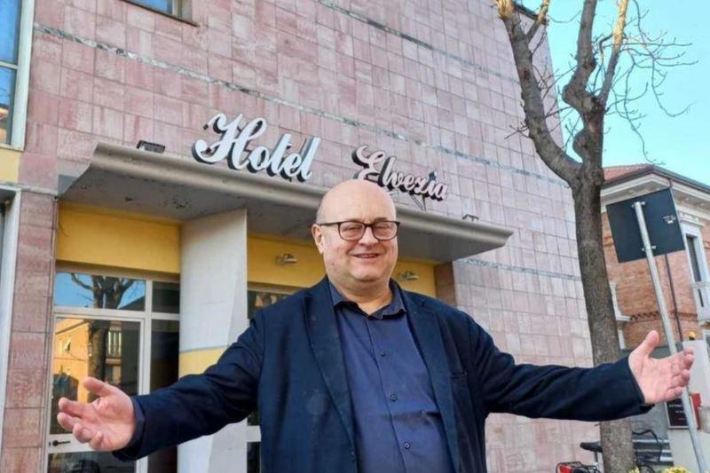 Hotel Elvezia a rischio chiusura, il titolare: “In 65 finiscono per strada”. Ecco perché