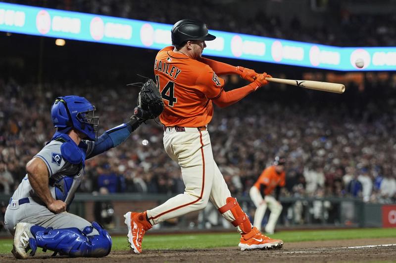 Patrick Bailey's game-ending grand slam sends surging Giants past Dodgers