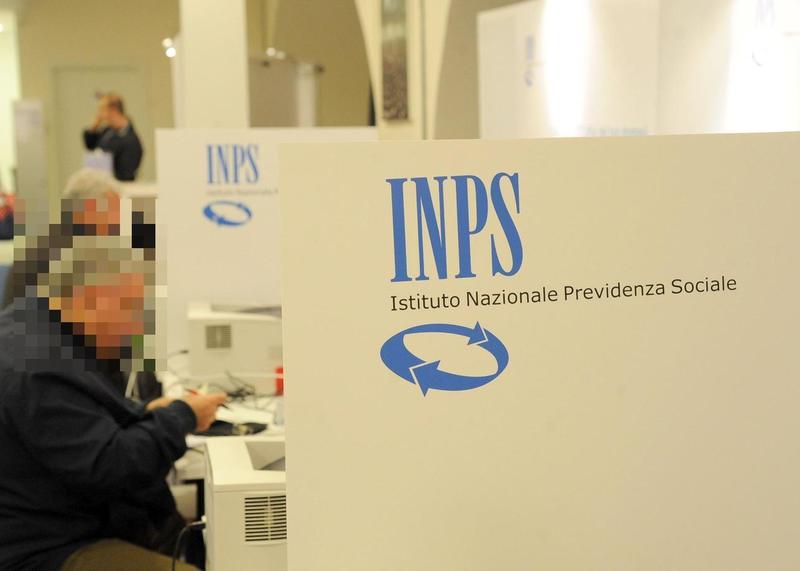 Se vado in pensione posso continuare a lavorare senza perdere soldi? La guida al cumulo
