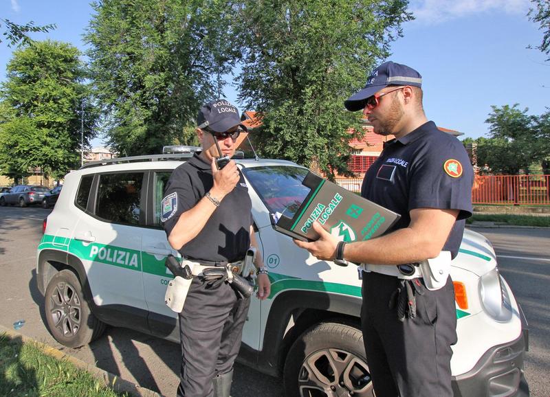 Seveso, a 14 anni prende di nascosto il Suv della mamma e provoca un incidente: tragedia sfiorata