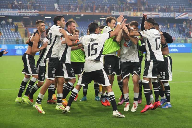 Il Cesena mette ko la Sampdoria e vola: splendida giocata di Castagnetti, raddoppio con Zaro