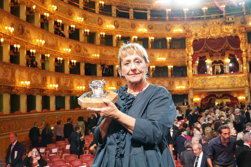 Il Premio Campiello 2025 a Wanda Marasco. “Il mio dottor Palasciano è dolore, amore e Storia”