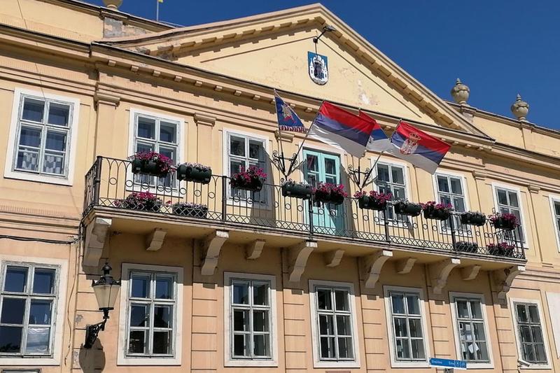 Proždrljivost pokrajine prema ovlašćenjima