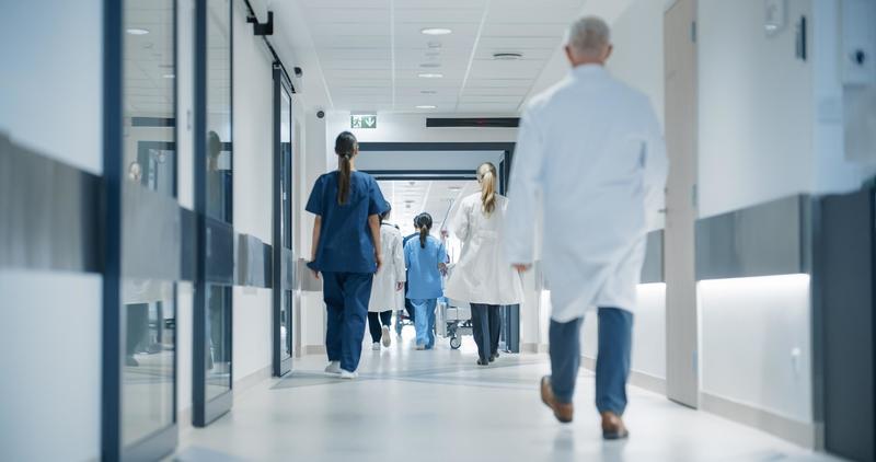 In fin di vita il bimbo travolto in bici: l’attesa dopo il delicato intervento