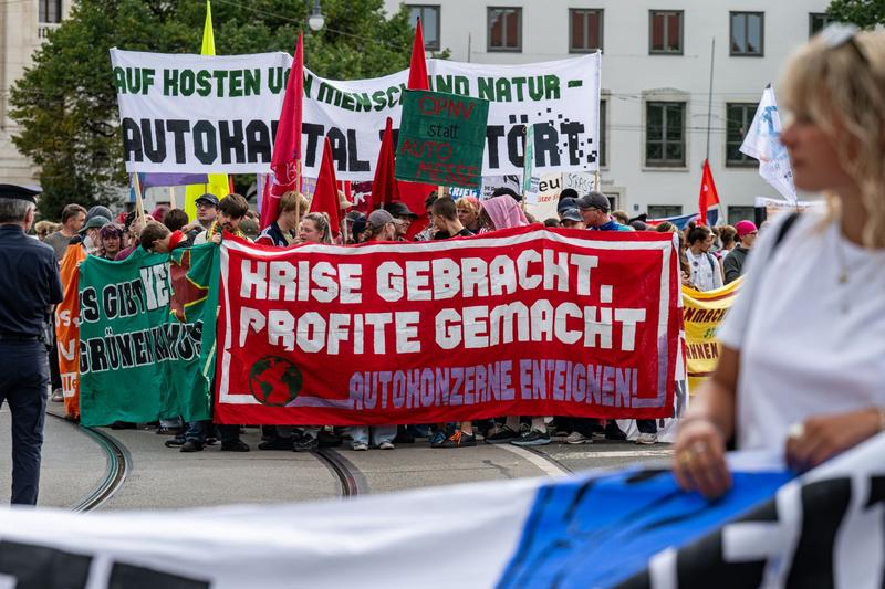 IAA-Proteste: Den Gedanken an eine andere Politik wachhalten