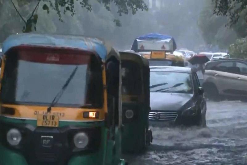 EXPLAINER | Why is it pouring in India this monsoon?