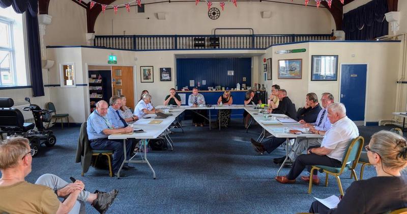 'Best you turn up smart...' Troubled council introduces dress code