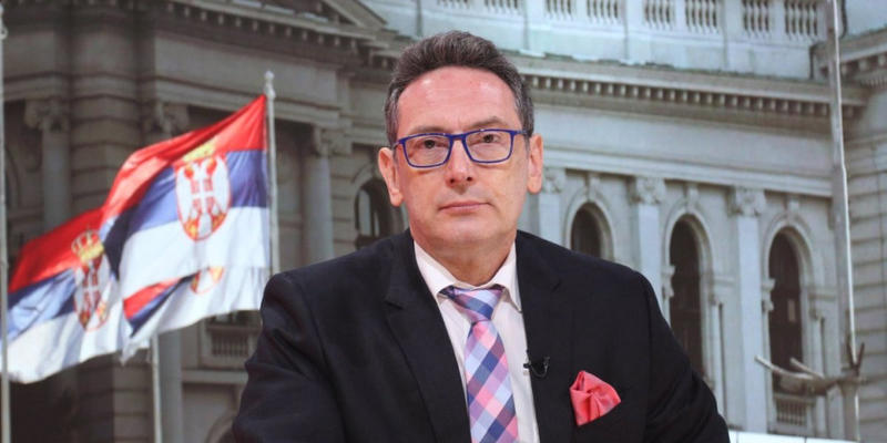 Nebojša Bakarec: Đilasov mašinski mozak opet trokirao