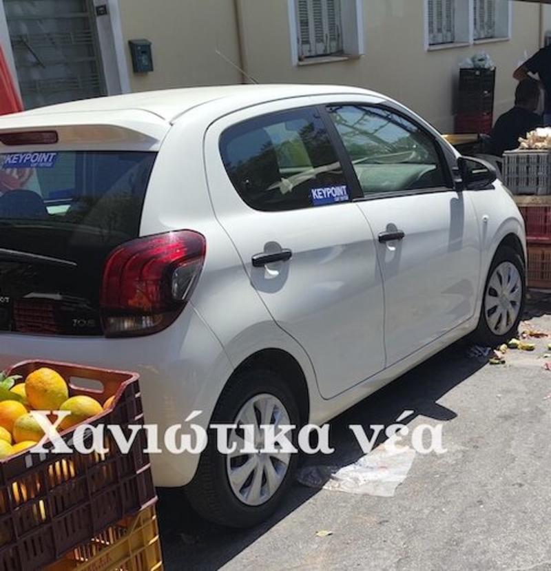 Στάθµευση εντός της… λαϊκής αγοράς!