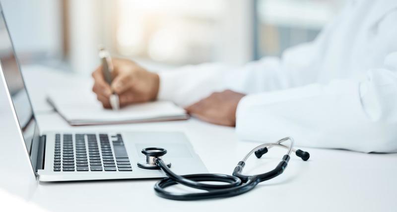 Muore e dona gli organi: fegato, reni e cornee per salvare altre vite