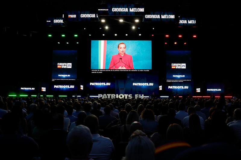 I Patrioti: “La sinistra è odio”. Meloni alla kermesse di Vox: “Si sa da che parte è la violenza”