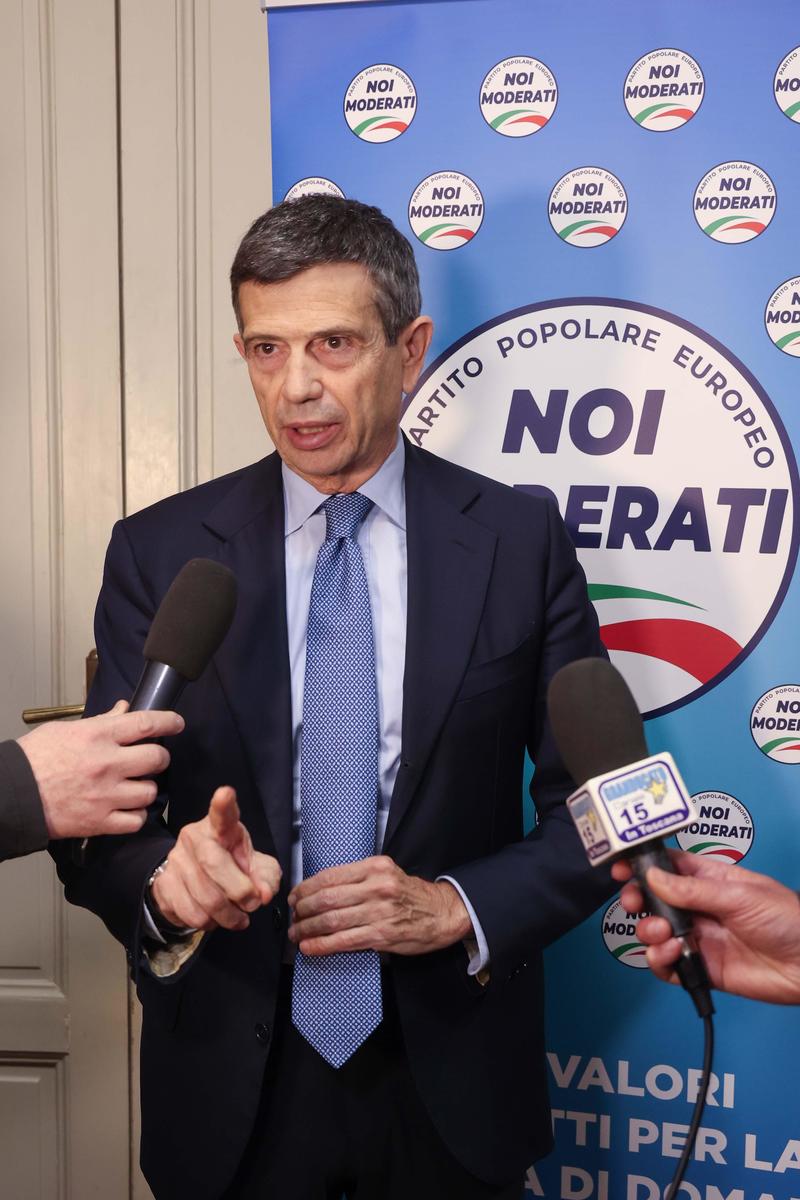 Lupi (Noi moderati): “Evitare toni incendiari. Ma l’opposizione condanni”