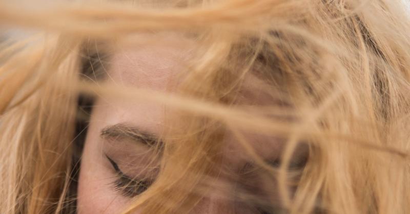 6 Proven Ways to Stop Overthinking in Under 60 Seconds