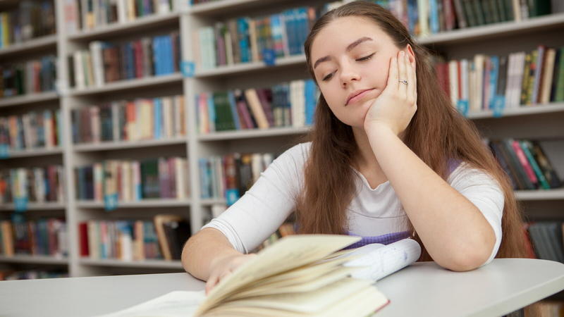 In Italia una persona su tre non è più in grado di leggere un libro