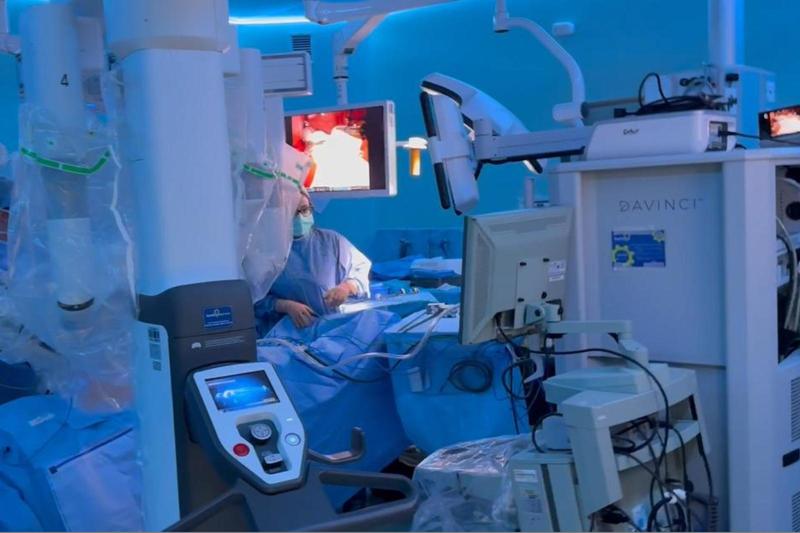 Due amici e il primo trapianto di fegato robotico eseguito in Emilia-Romagna: storia di un’eccellenza