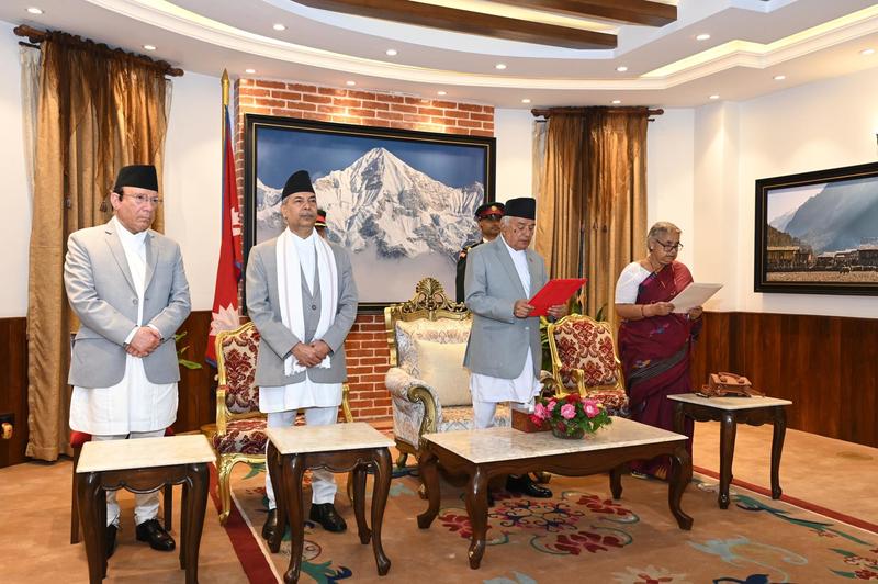 Depois de revolta sangrenta da juventude, Nepal elege governo pelo Discord