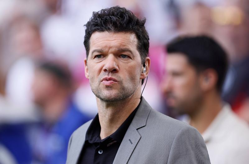 Vom Fußball zur Malerei: Wird Michael Ballack jetzt Künstler?