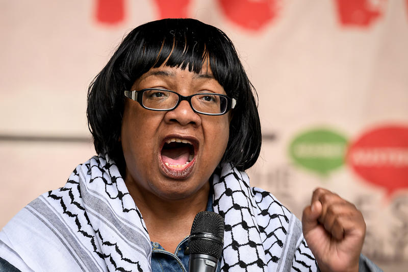 Starmer aide quits over explicit Diane Abbott messages