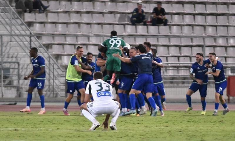Οι τρεις που τρέχουν, ο ένας που παραπατάει και το ερώτημα για το αν τα ντέρμπι ή οι «γκέλες» θα κρίνουν τον τίτλο