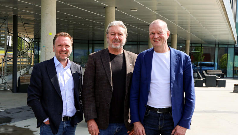 Vi går saman for å styrke lokaldemokratiet