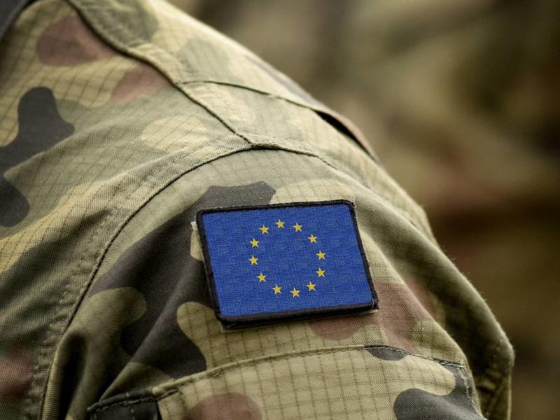 Indifesi in caso di conflitto: mancano armi e munizioni (e servono 50mila militari)