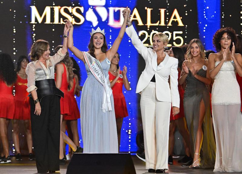 Miss Italia 2025 è Katia Buchicchio. La prima vincitrice della Basilicata