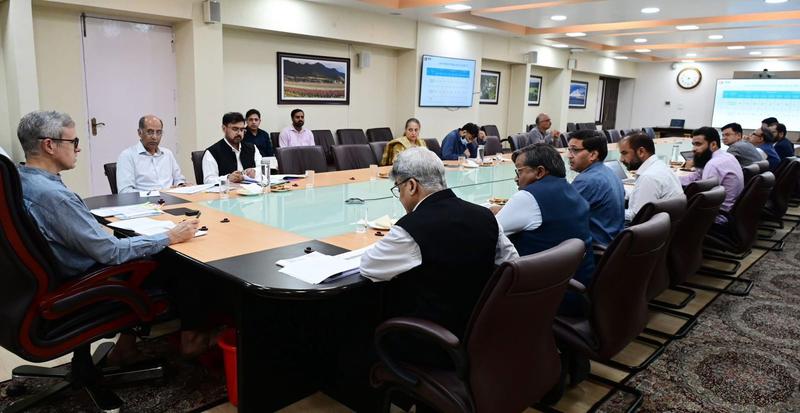 CM Omar Chairs Meeting on Telecom Services in J&K