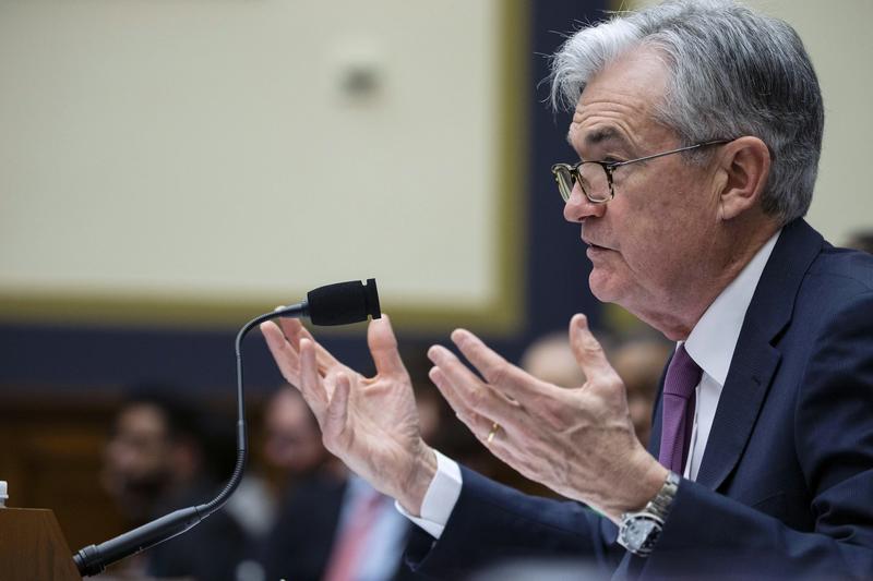 Fed, under pressure to cut rates, tries to balance labor market and inflation – while avoiding dreaded stagflation