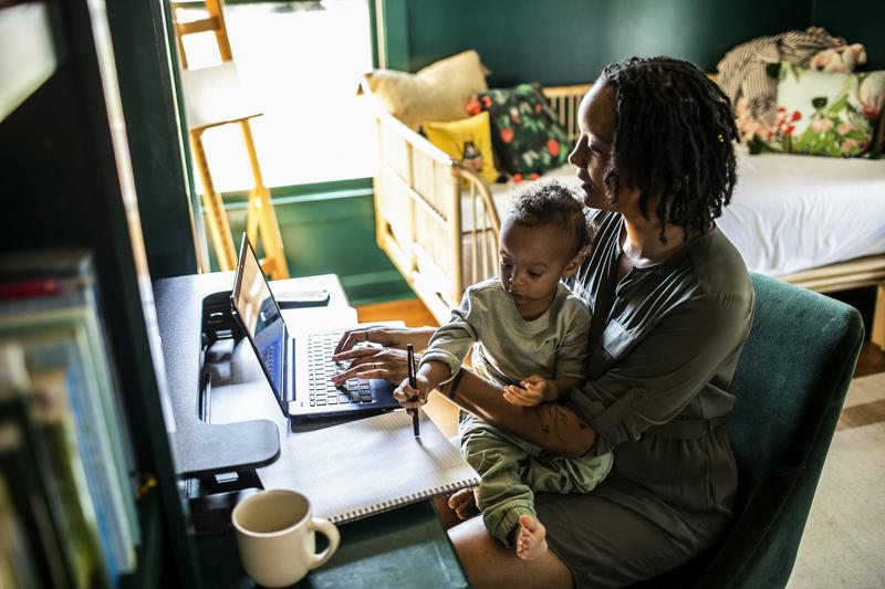 US women narrowed the pay gap with men by having fewer kids