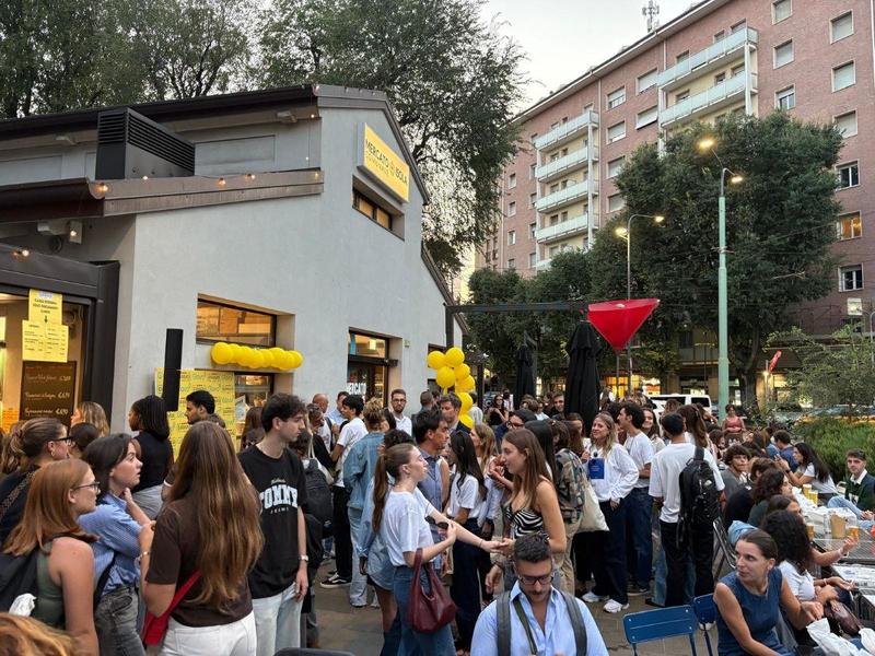Il Mercato Isola di piazzale Lagosta cambia pelle: nuovi ristoranti, co-working e serate culturali: si comincia giovedì 18 settembre