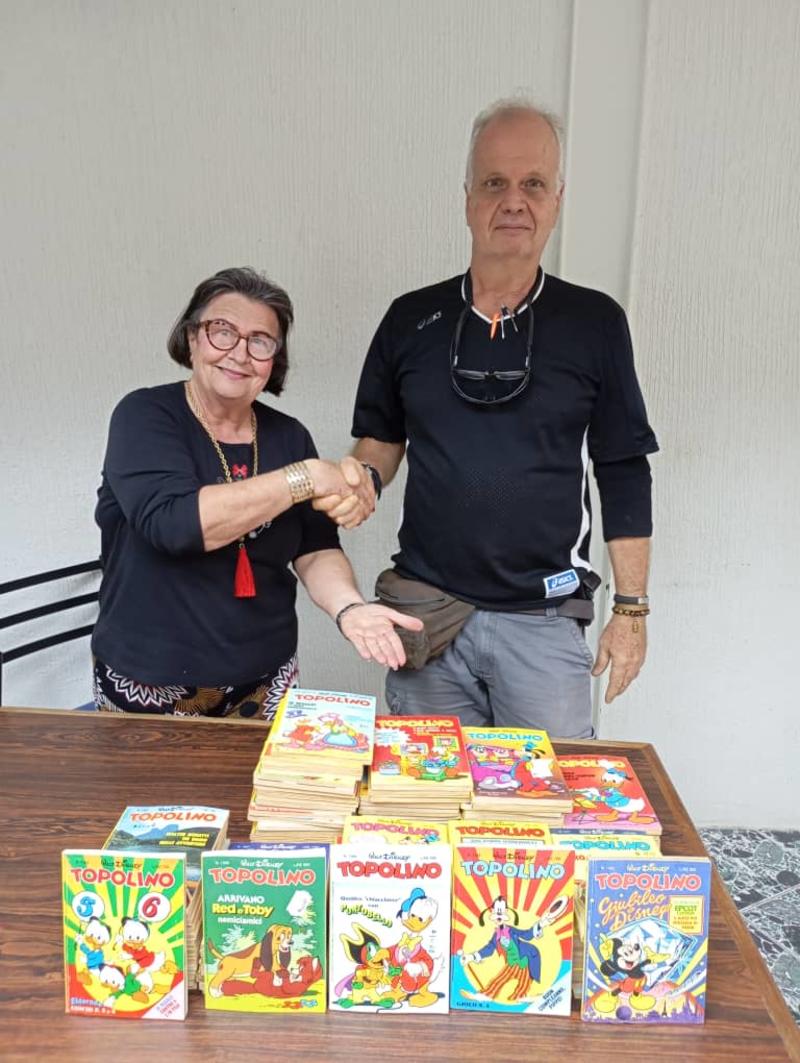 Topolino enseña italiano en el colegio Maria Montessori