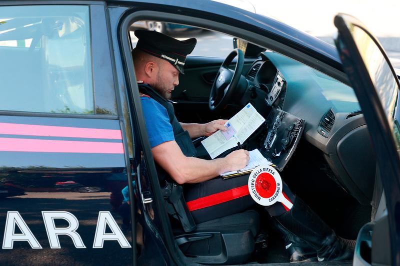 Pestato a sangue con un bastone, ancora violenza a Bologna